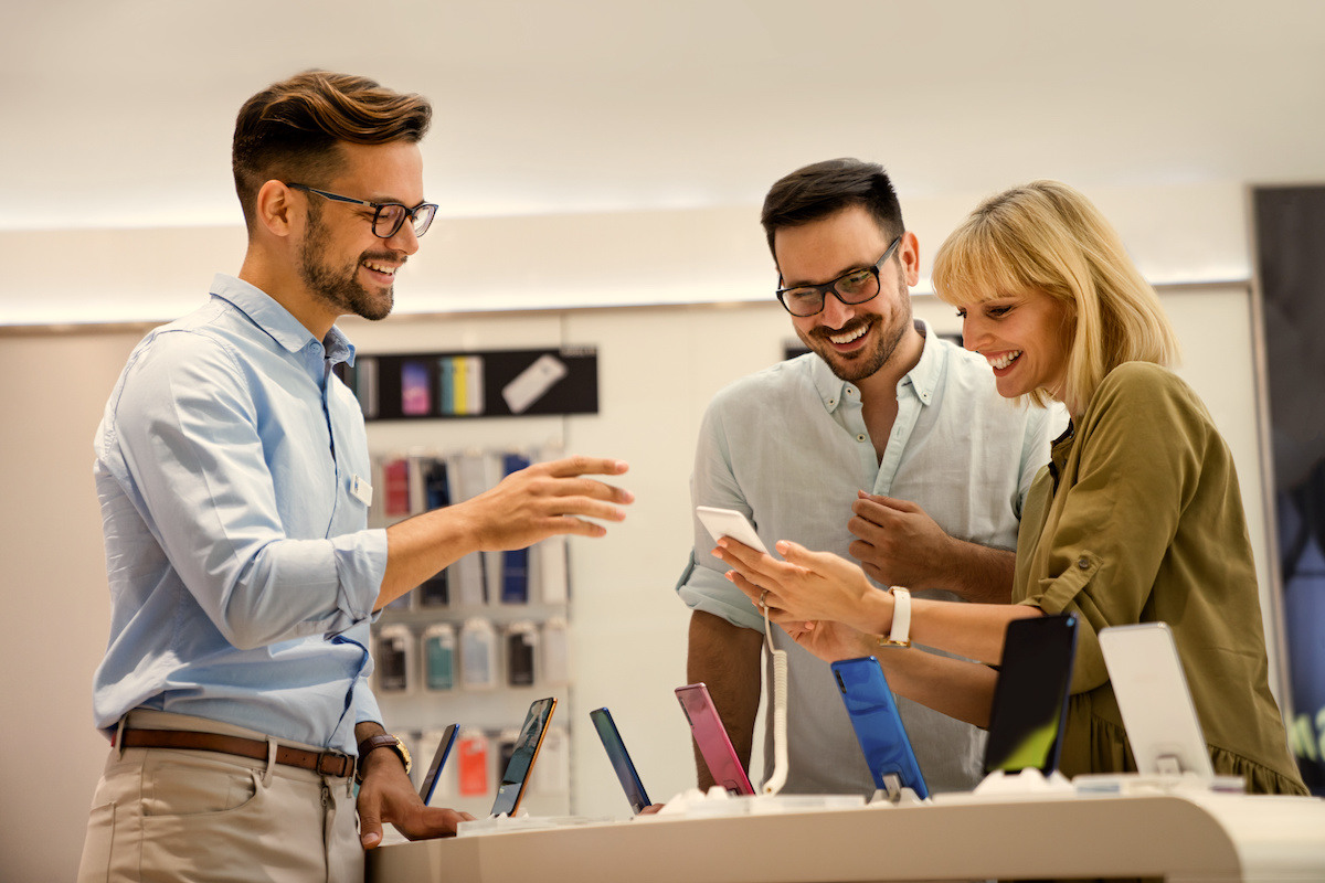 Telecommunications Customers in Store